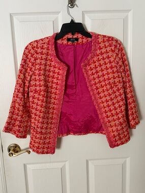 Eric Signature Pink and Red Tweed Cropped Jacket size 4 open front beaded trim